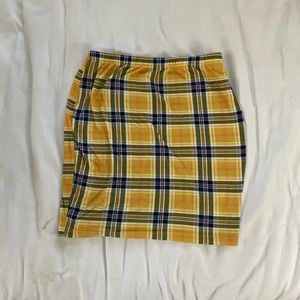 unbranded yellow plaid skirt, size xs